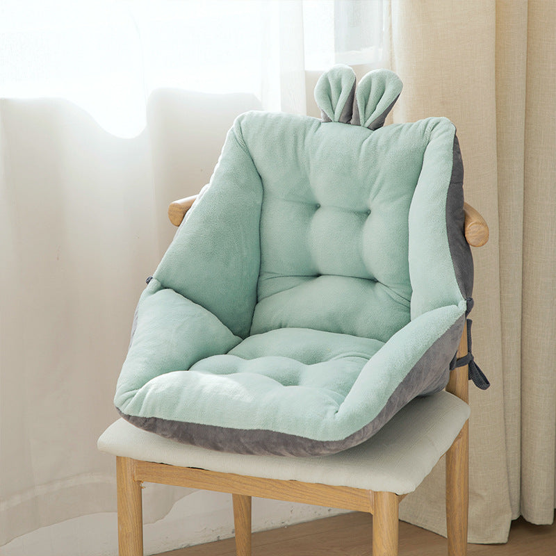 Timeless armchair design from BHHShop for chic home decor