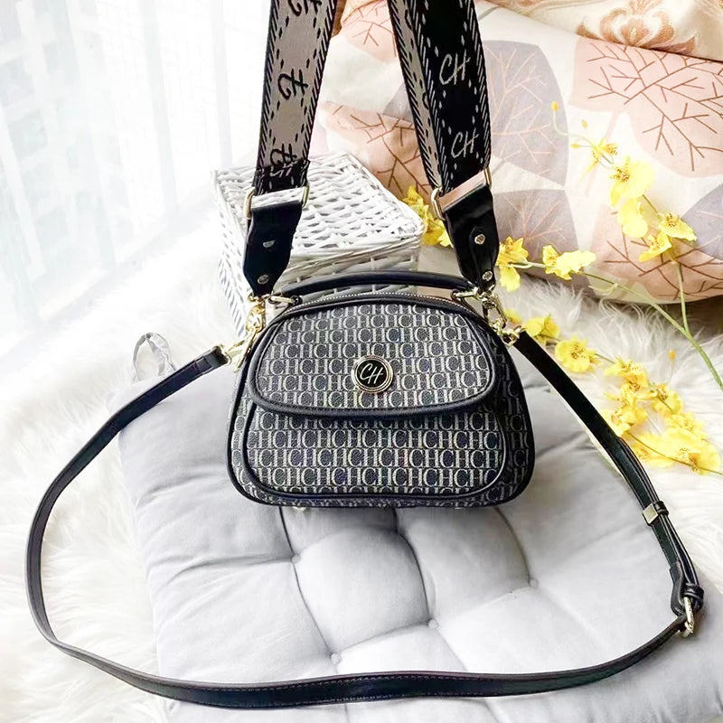 CHCH Elegant Cartoon Letter Crossbody Bag - Women's Versatile Handbag