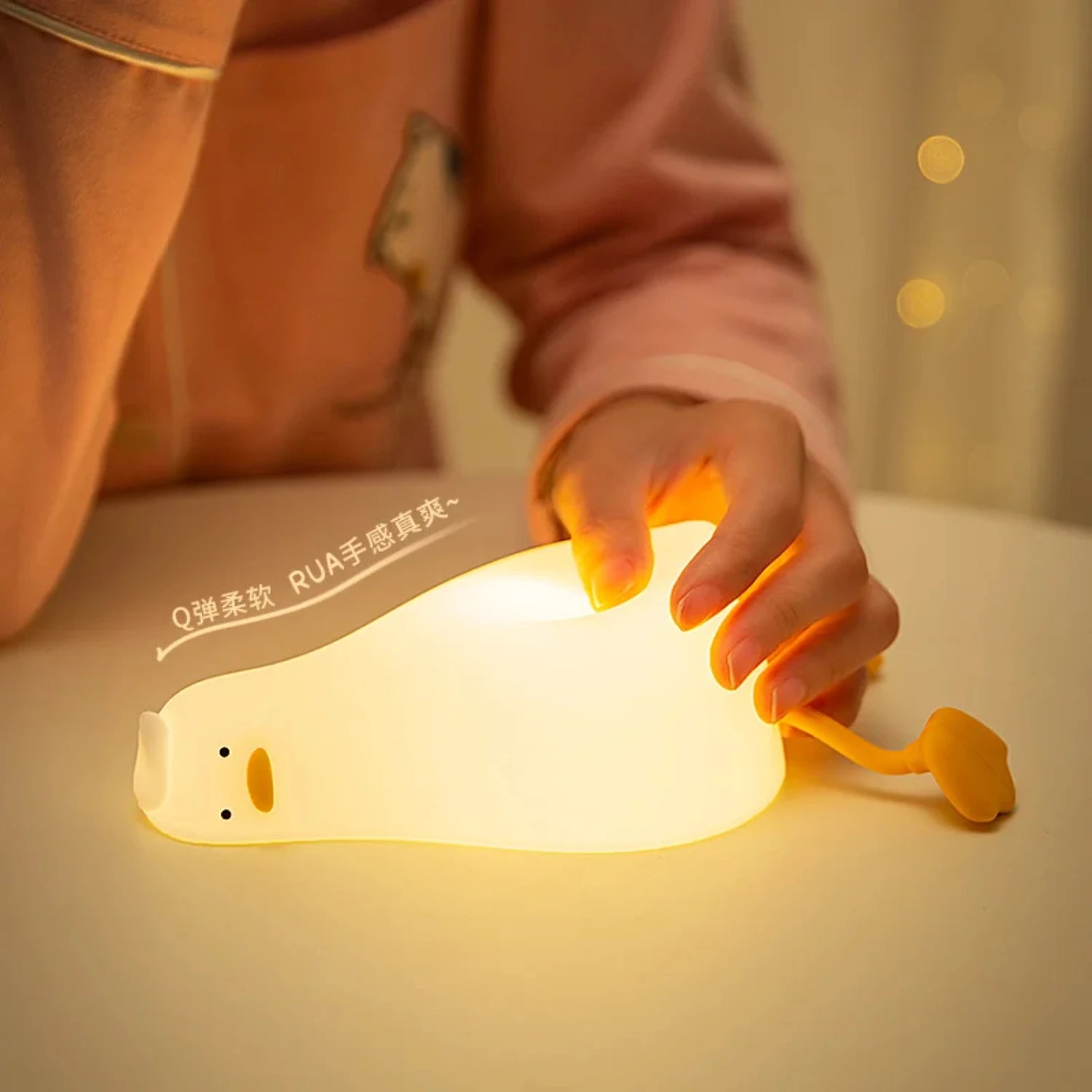 Cute Duck-Shaped Rechargeable Night Light for Kids – Soft Glow & Portable Decor